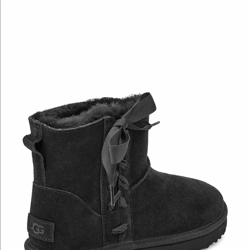 Sold UGG Classic Lace-Up mini Boot, size 7, NIB - Picture 12 of 15